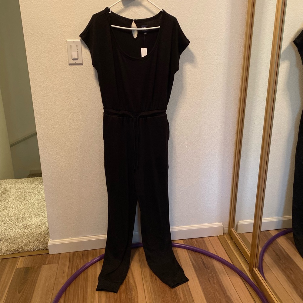 Gap Small Tall Cap Sleeve Jumpsuit NWT